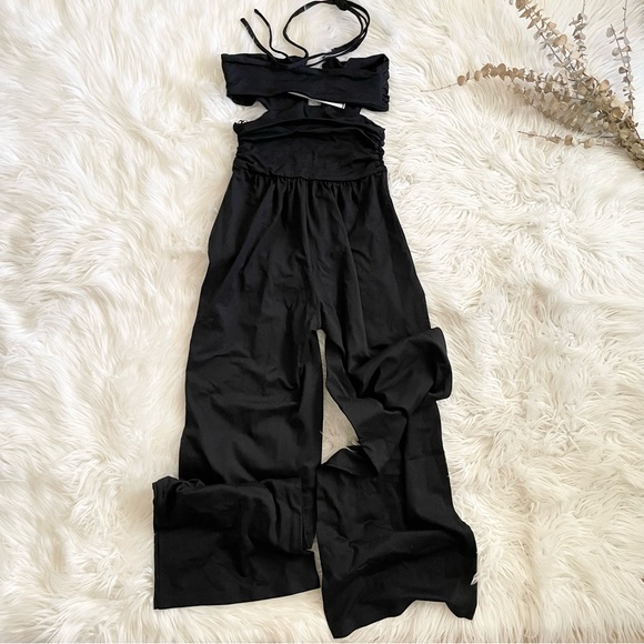 Susana Monaco jumpsuit NWT square string halter cut out in black XS - Picture 8 of 13